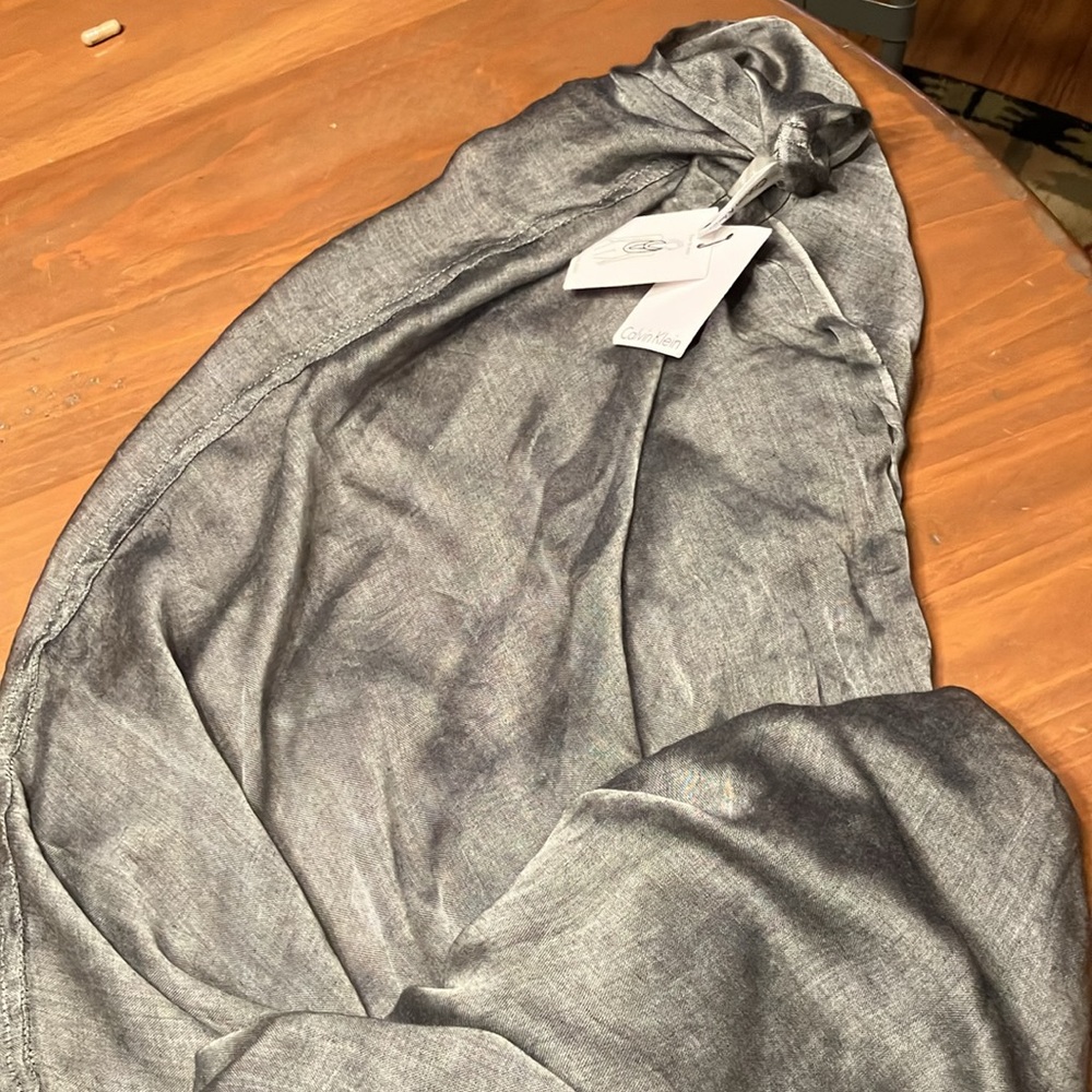 Calvin Klein Loop Scarf - Picture 2 of 2